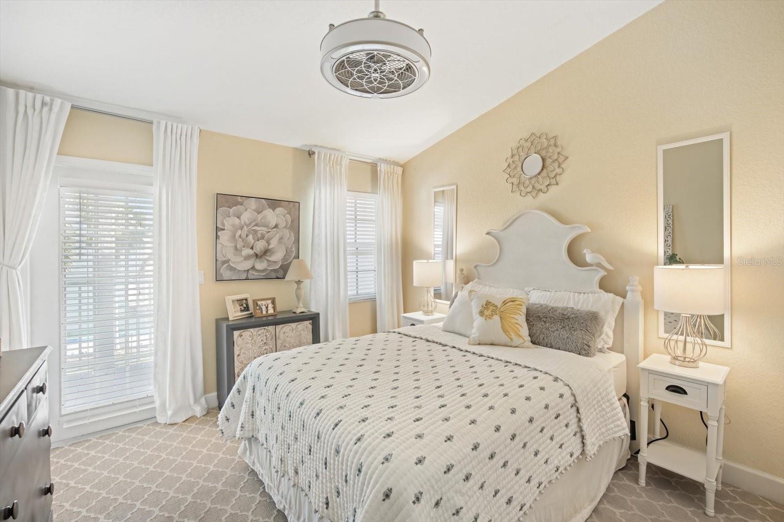 TIDES VILLAGE - CONCOURSE - Residential