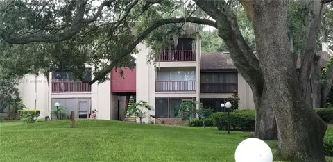 Photo of 3824 N Lake Drive #108, Tampa, FL 33614 (MLS # O6365307)