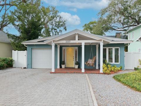 A home in TAMPA