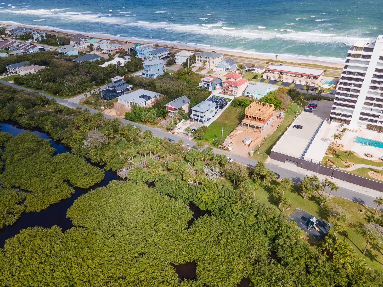 GOLD COAST SUB - Land