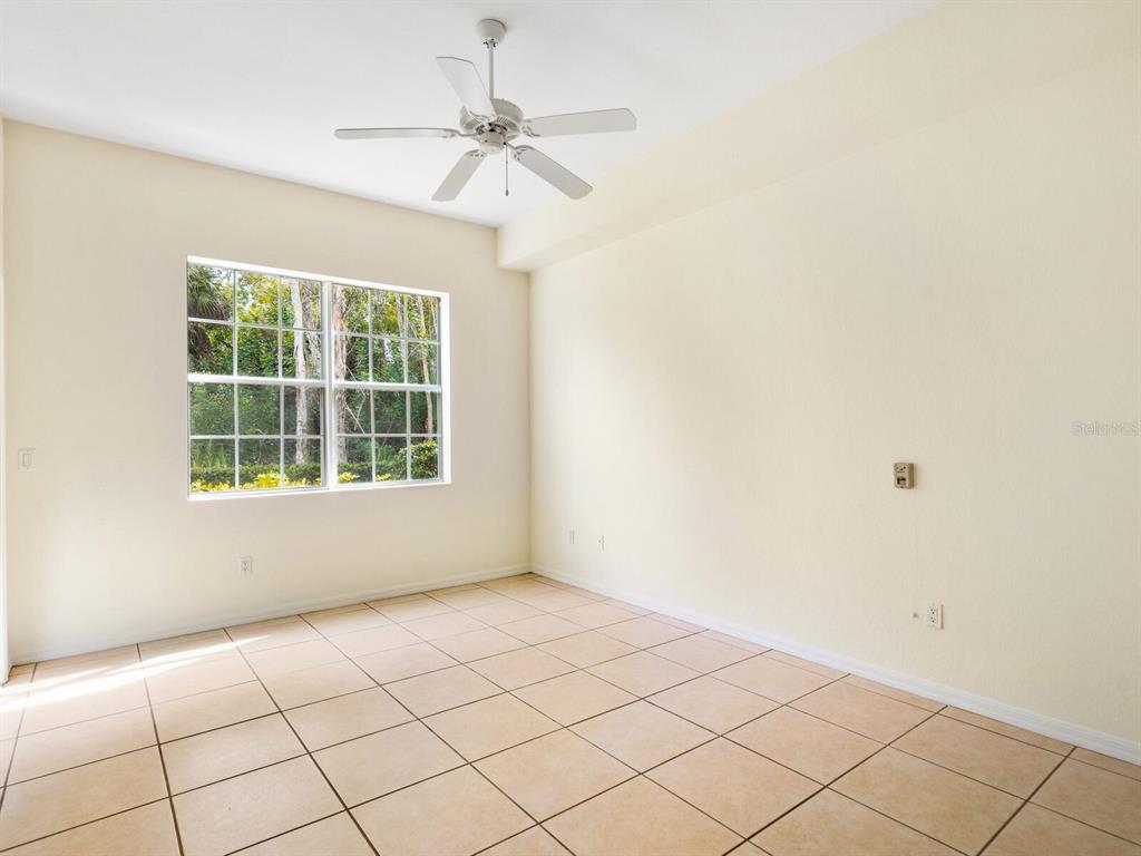 THE VILLAS AT VENICE - Residential