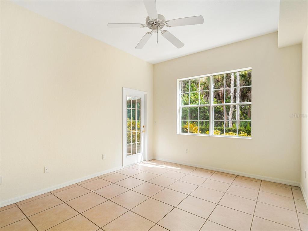 THE VILLAS AT VENICE - Residential