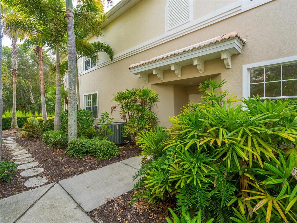 THE VILLAS AT VENICE - Residential