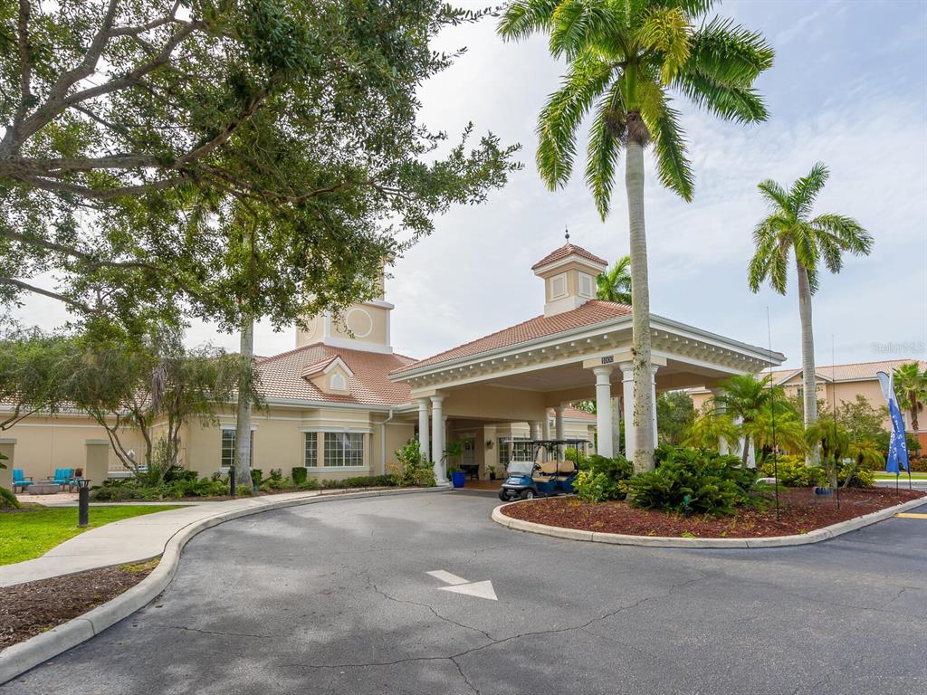 THE VILLAS AT VENICE - Residential