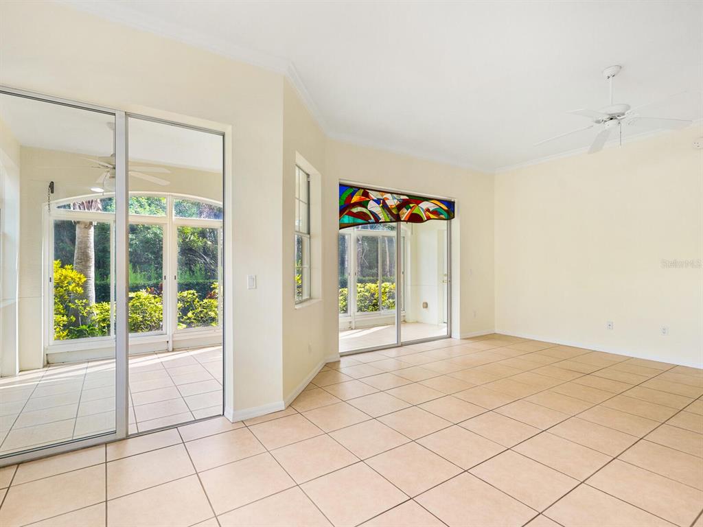 THE VILLAS AT VENICE - Residential