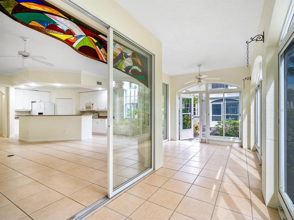 THE VILLAS AT VENICE - Residential