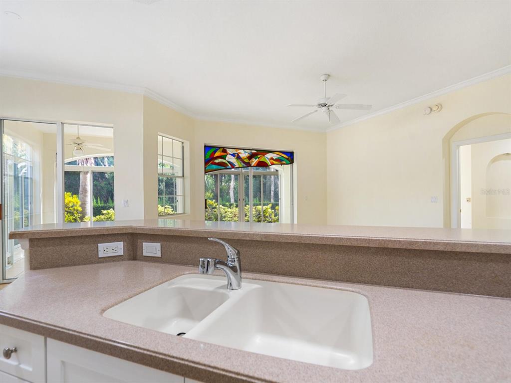 THE VILLAS AT VENICE - Residential