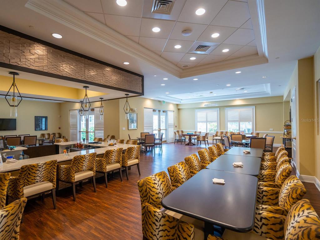 THE VILLAS AT VENICE - Residential