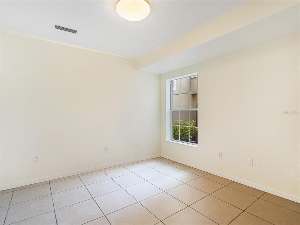 THE VILLAS AT VENICE - Residential