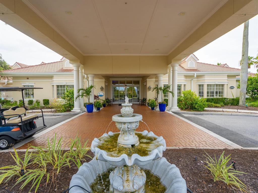 THE VILLAS AT VENICE - Residential