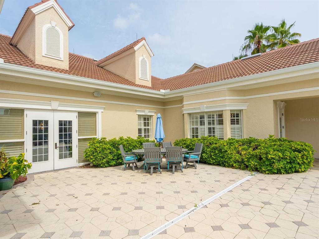 THE VILLAS AT VENICE - Residential