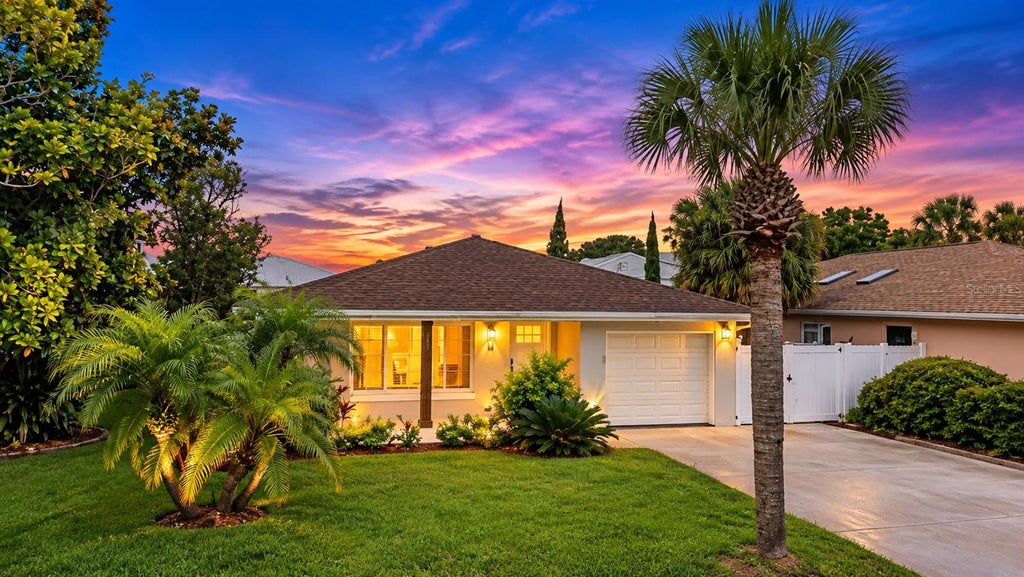 Photo of 43 Capistrano Drive, Ormond Beach, FL 32176 (MLS # V4951073)