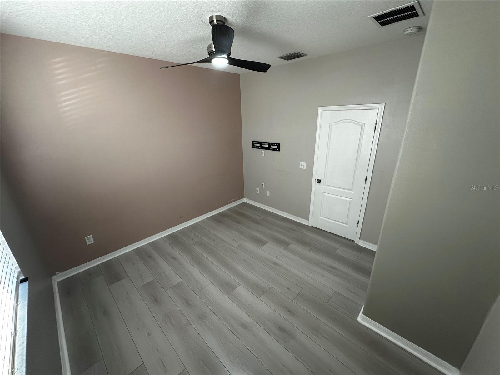 SUNSHINE VILLAGE PH 1B-2 - Residential