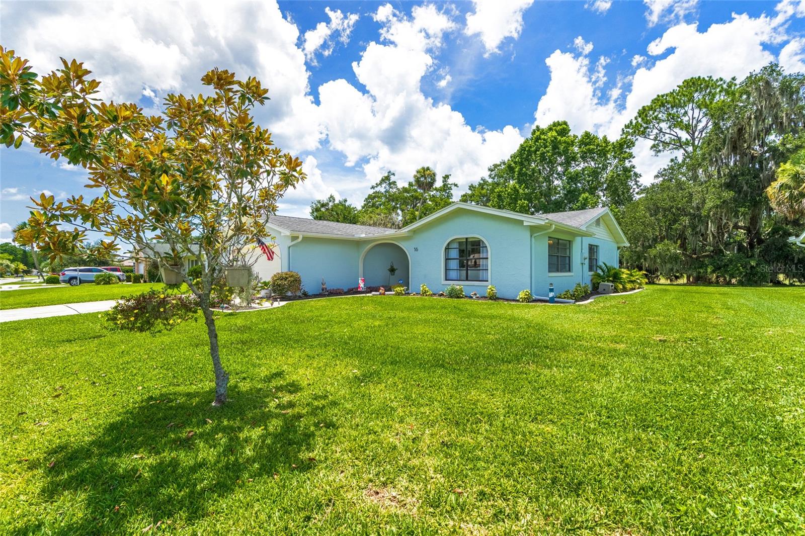 16 COURTNEY PLACE