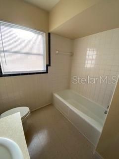 TROPICAL SHORES MNR - Residential Lease