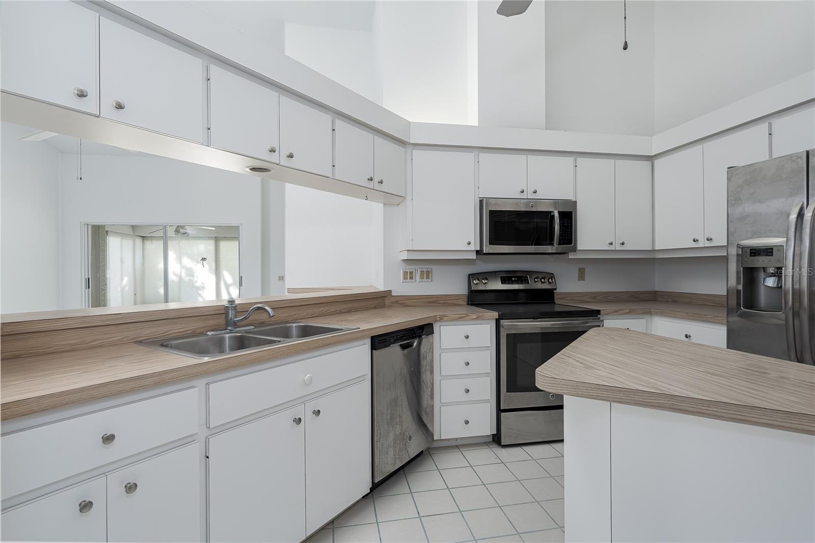 GARDEN LAKES VILLAS SEC 3 - Residential