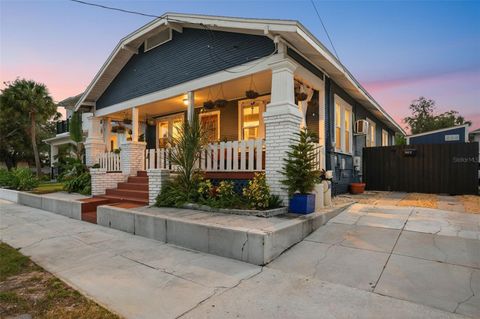 Photo of 1912 W Cherry Street, Tampa, FL 33607 (MLS # A4677610)