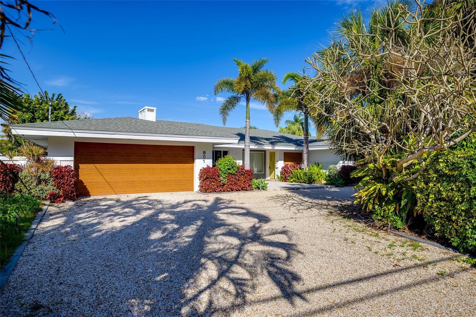 801 PINELLAS POINT DRIVE S