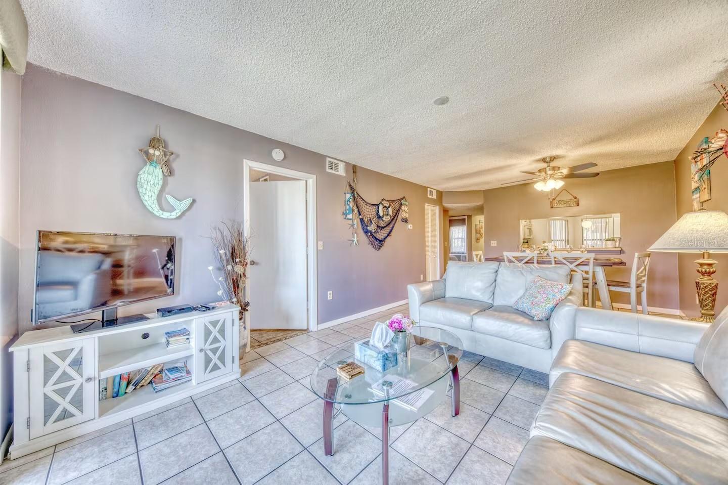 SHOREWALK BATH & TENNIS CLUB 13 - Residential