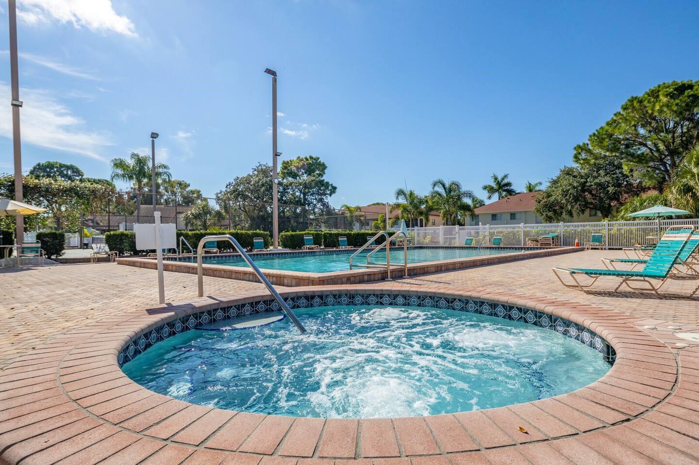 SHOREWALK BATH & TENNIS CLUB 13 - Residential