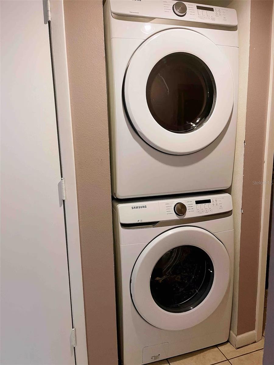 SHOREWALK BATH & TENNIS CLUB 13 - Residential