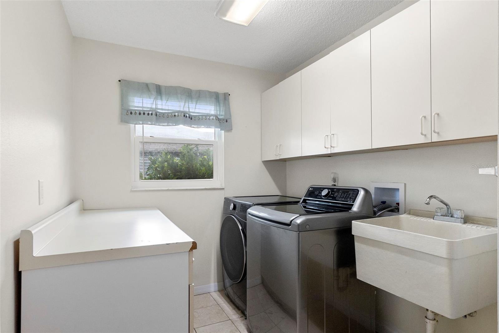 CARROLLWOOD VILLAGE PH TWO - Residential