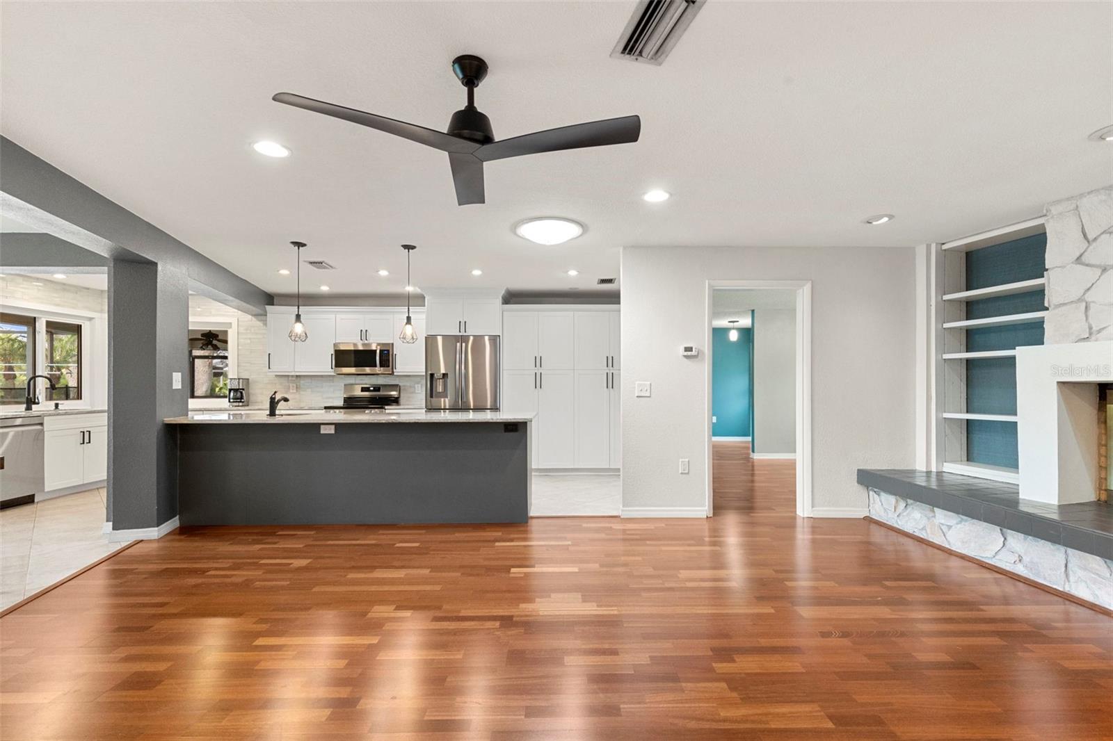 CARROLLWOOD VILLAGE PH TWO - Residential