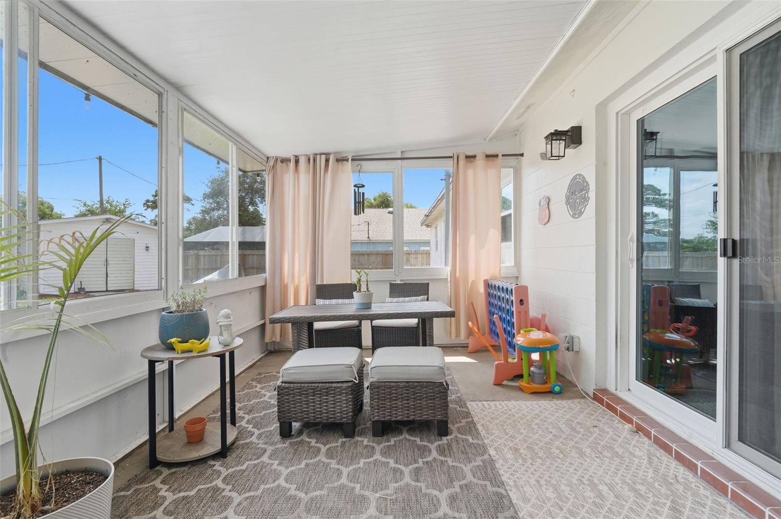 DELTONA LAKES UNIT 03 - Residential