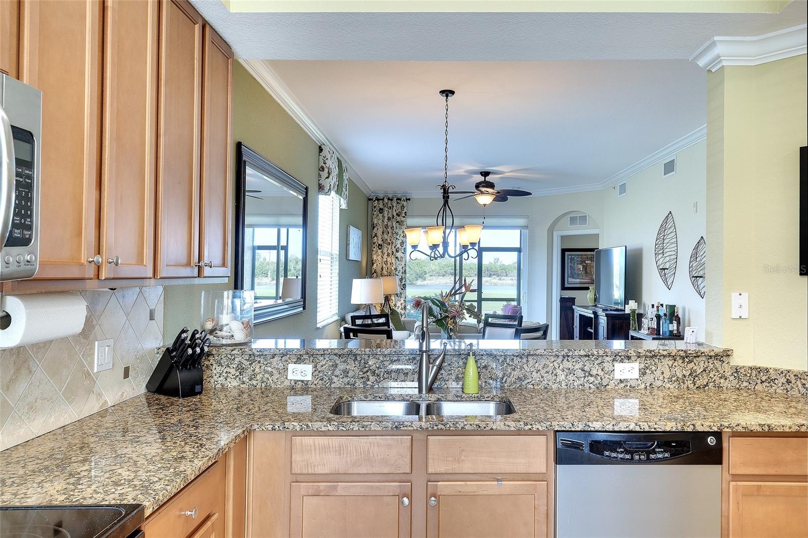 RIVER STRAND - Residential