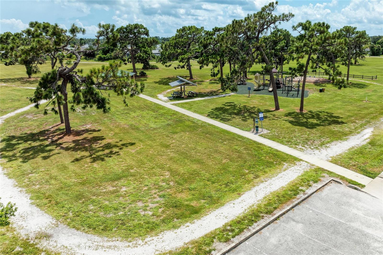 VENICE GARDENS - Residential