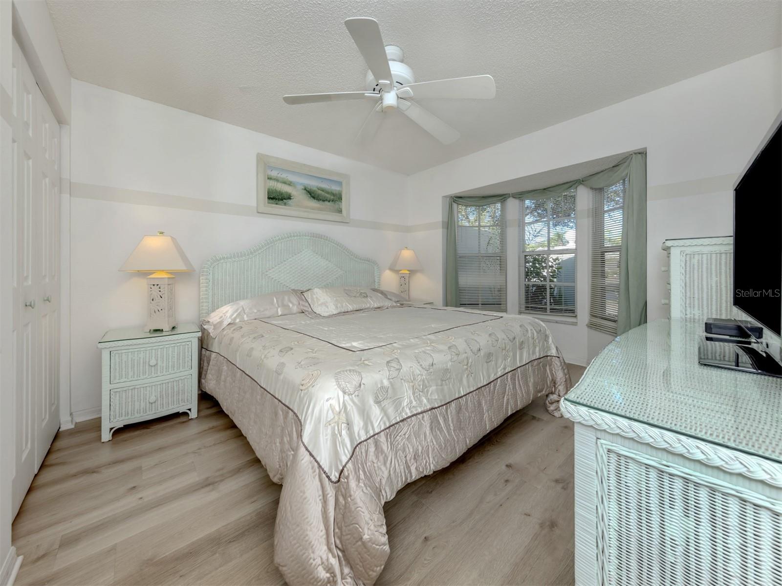 CLUBSIDE VILLAS - Residential