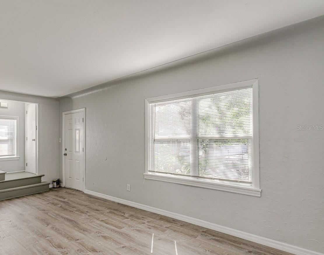 GLENWOOD PARK - Residential Income