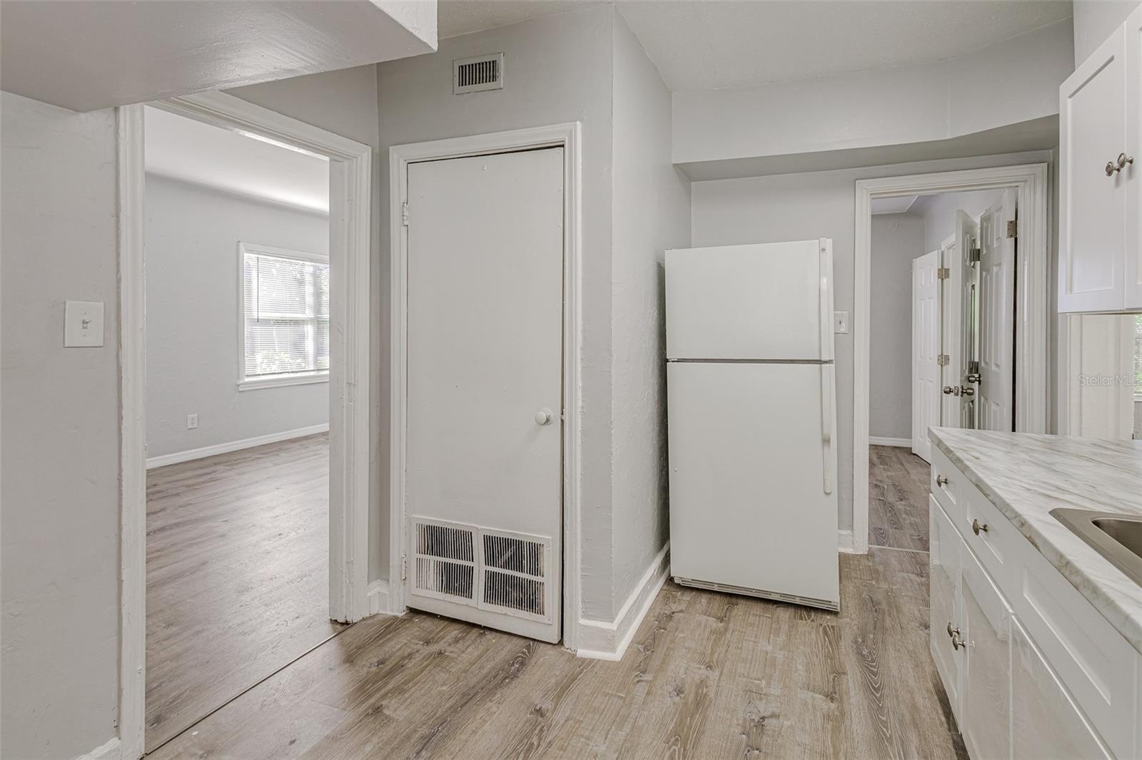 GLENWOOD PARK - Residential Income