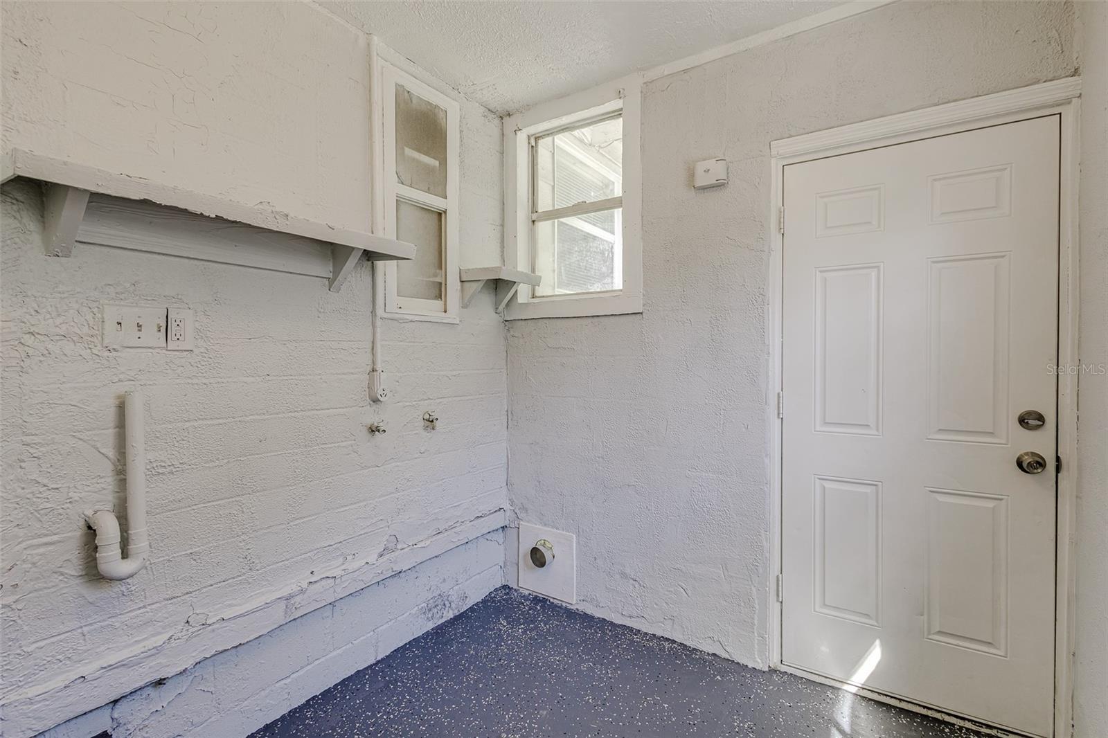 GLENWOOD PARK - Residential Income