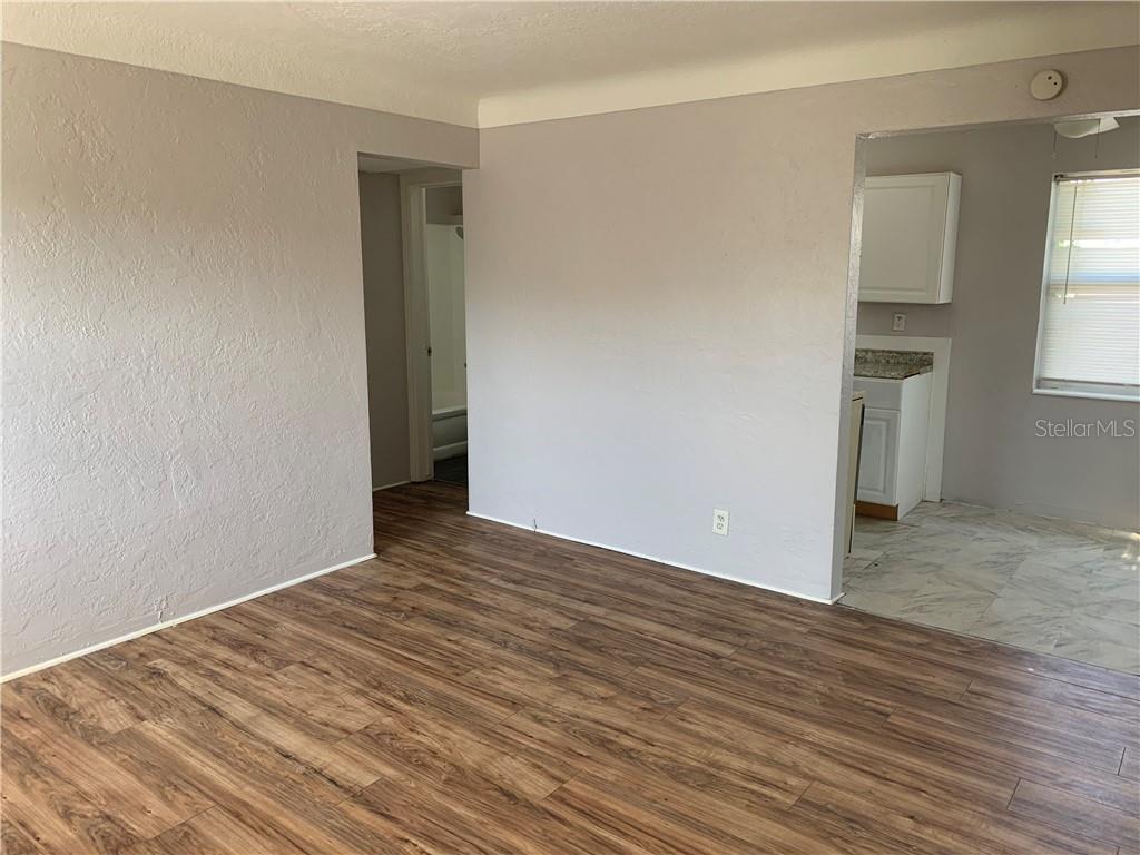 GLENWOOD PARK - Residential Income