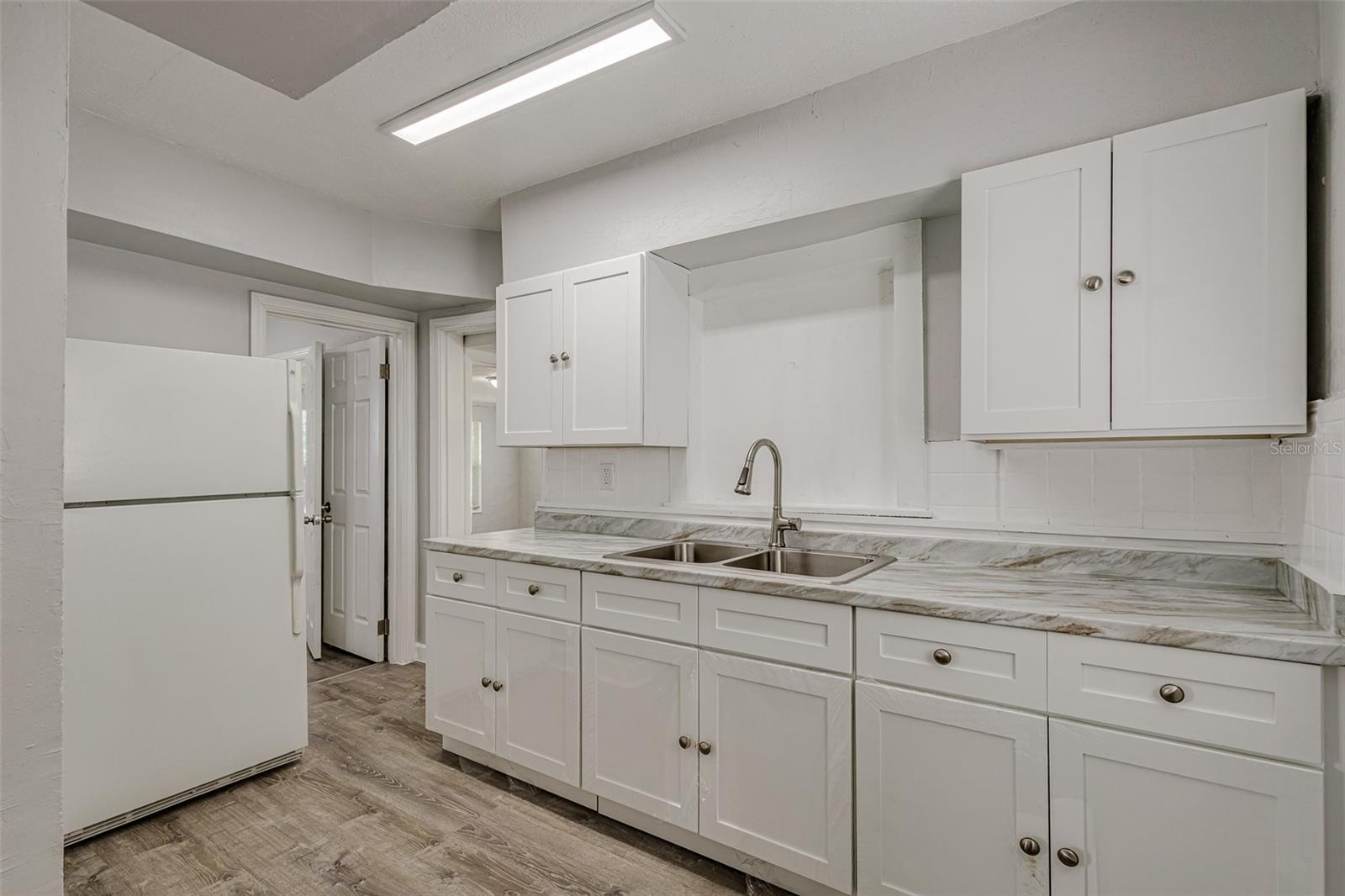 GLENWOOD PARK - Residential Income