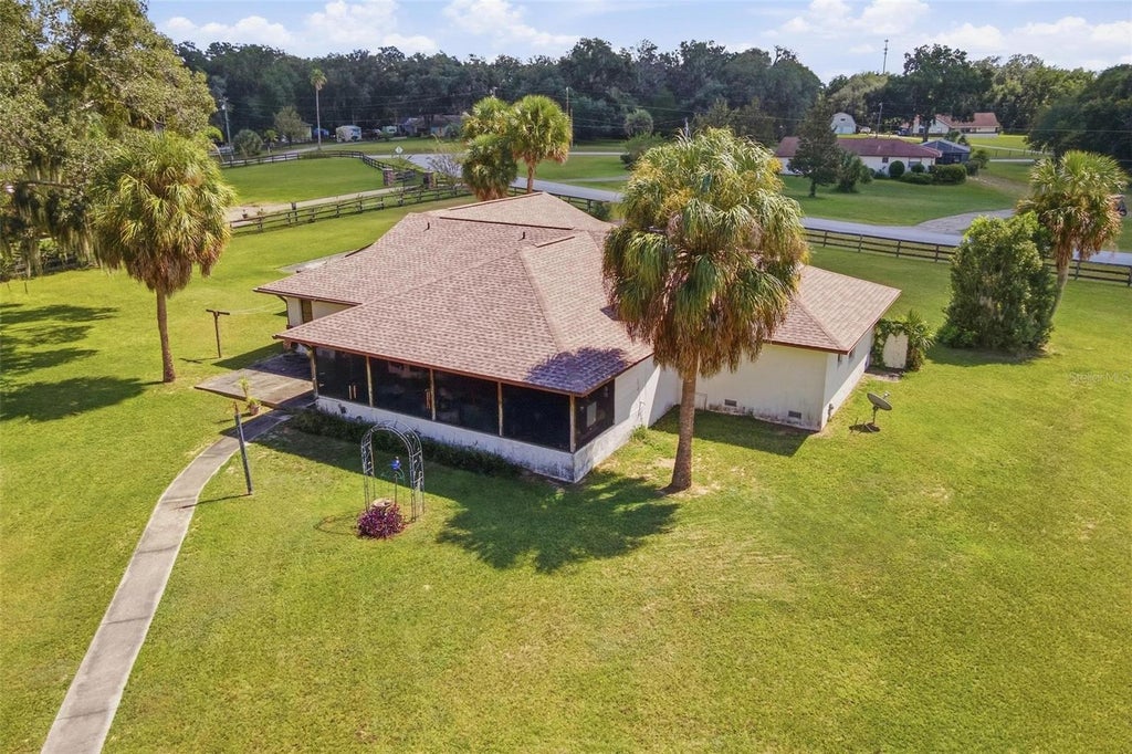 Photo of 10131 SE 170th Lane, Summerfield, FL 34491 (MLS # G5118167)