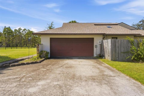 Tiny photo for 10131 SE 170th Lane, Summerfield, FL 34491 (MLS # G5118167)