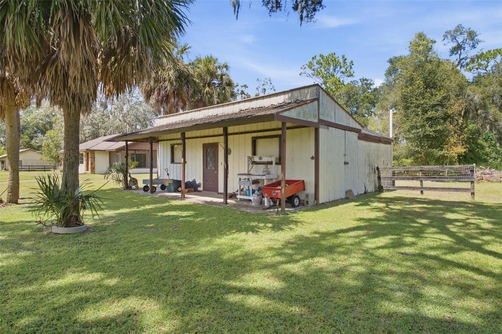 Photo of 10131 SE 170th Lane, Summerfield, FL 34491 (MLS # G5118167)