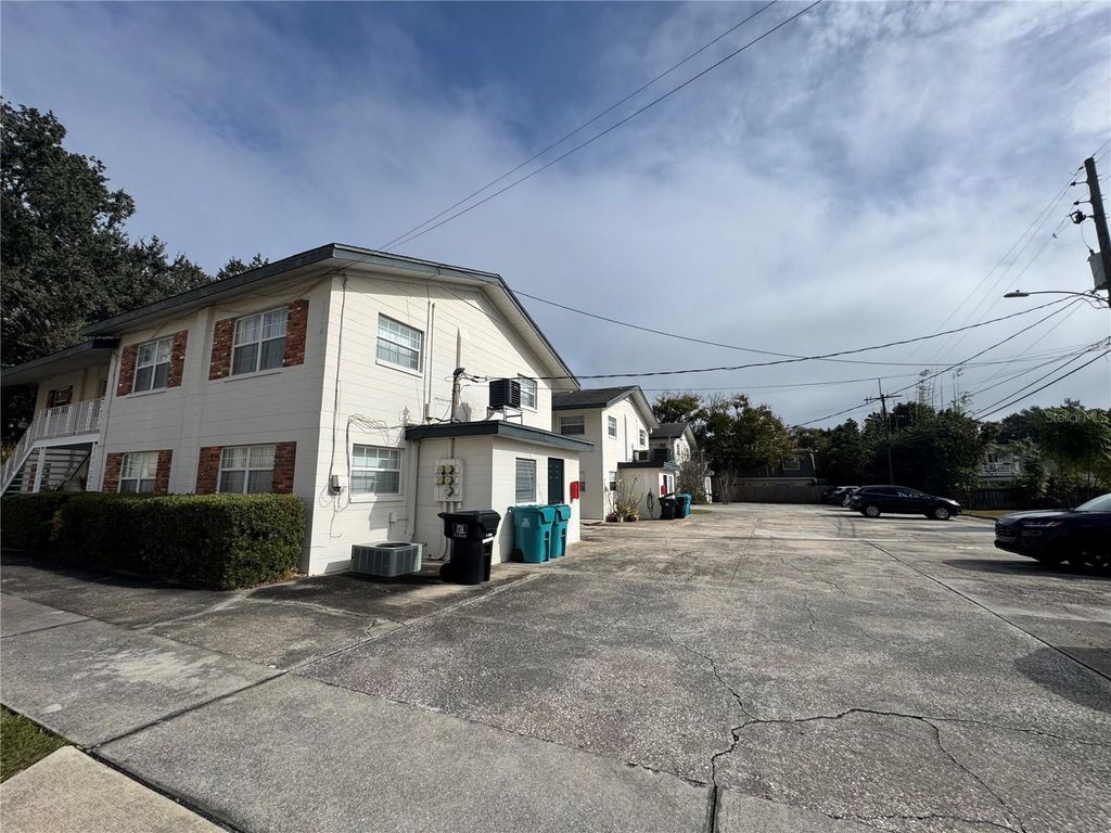 Photo of 210 E Yale Street #A, Orlando, FL 32804 (MLS # O6383004)