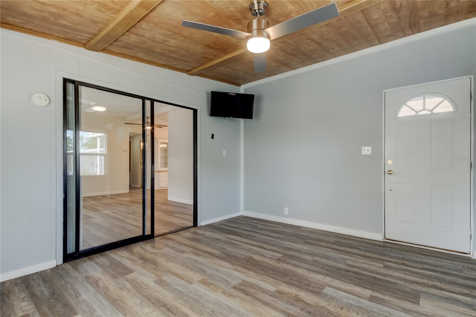SHELDON WEST MH COMMUNITY - Residential