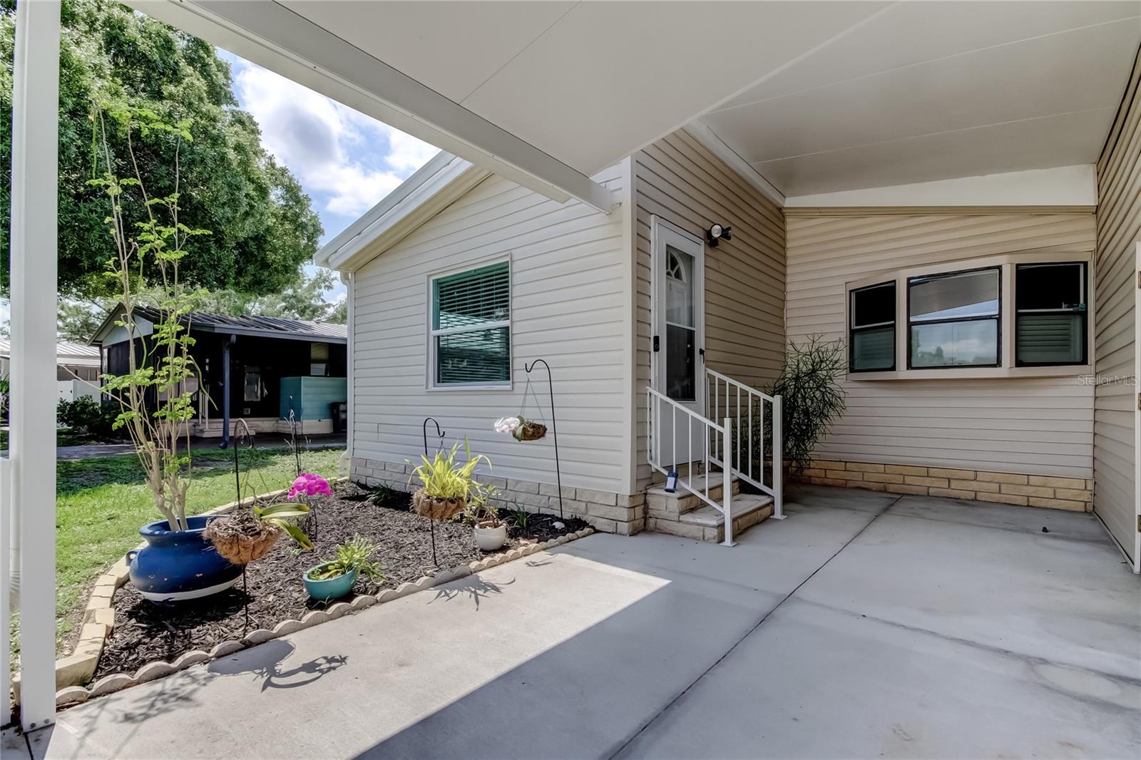 SHELDON WEST MH COMMUNITY - Residential
