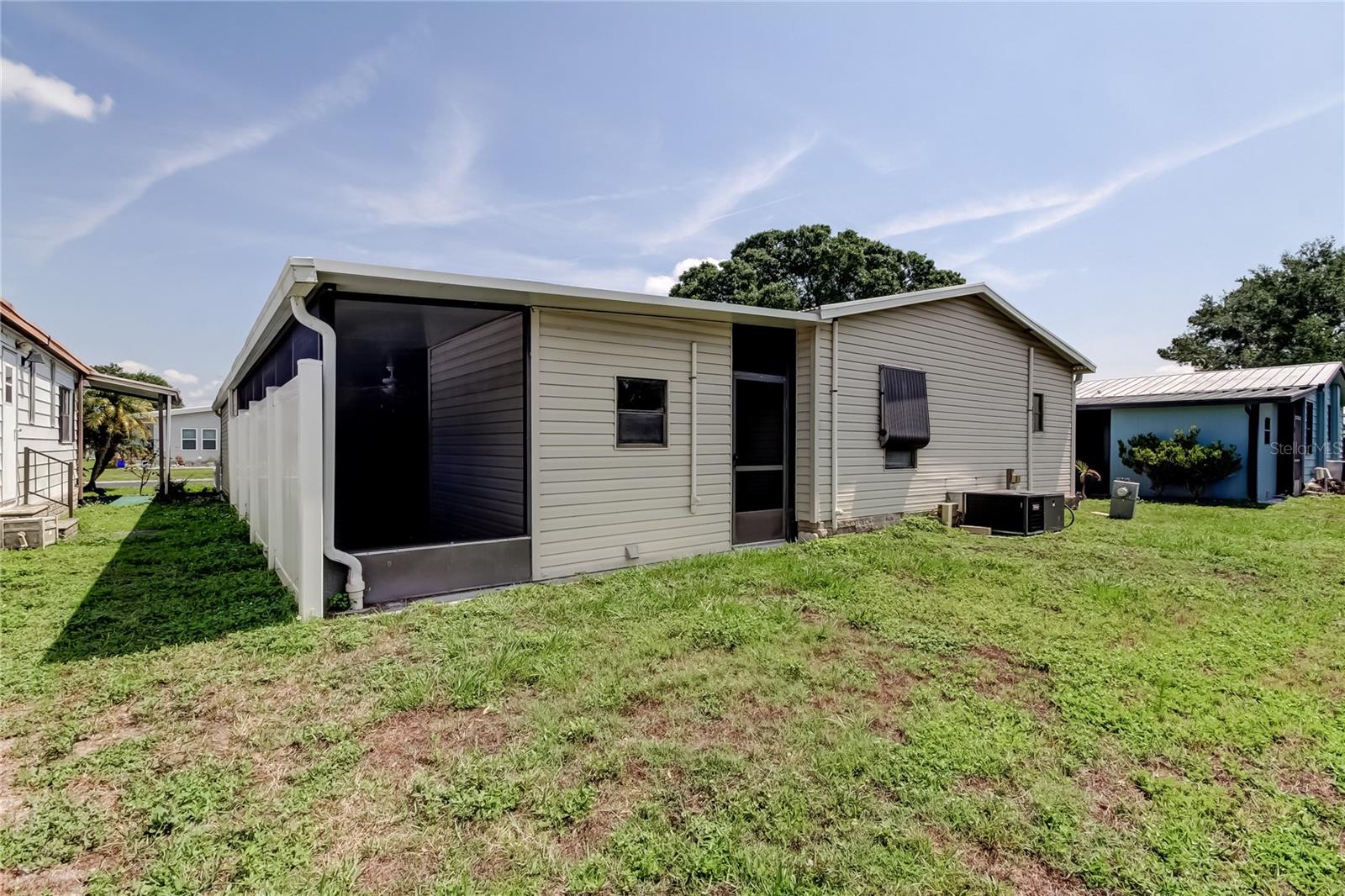 SHELDON WEST MH COMMUNITY - Residential