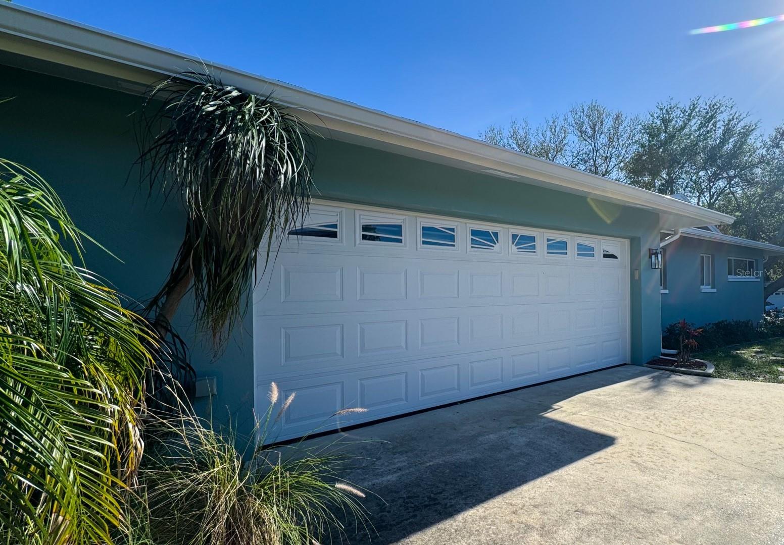 HARBOR HILLS - Residential Lease