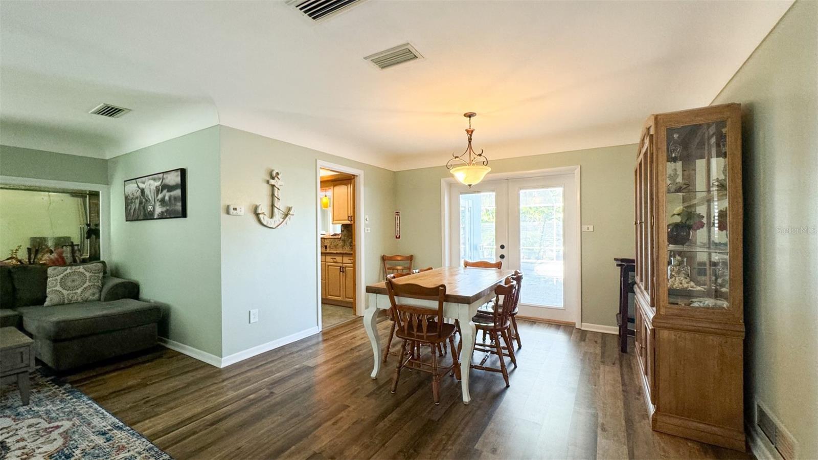 HARBOR HILLS - Residential Lease