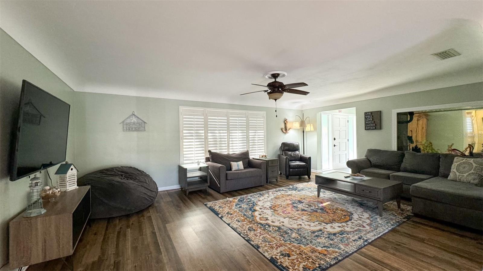 HARBOR HILLS - Residential Lease