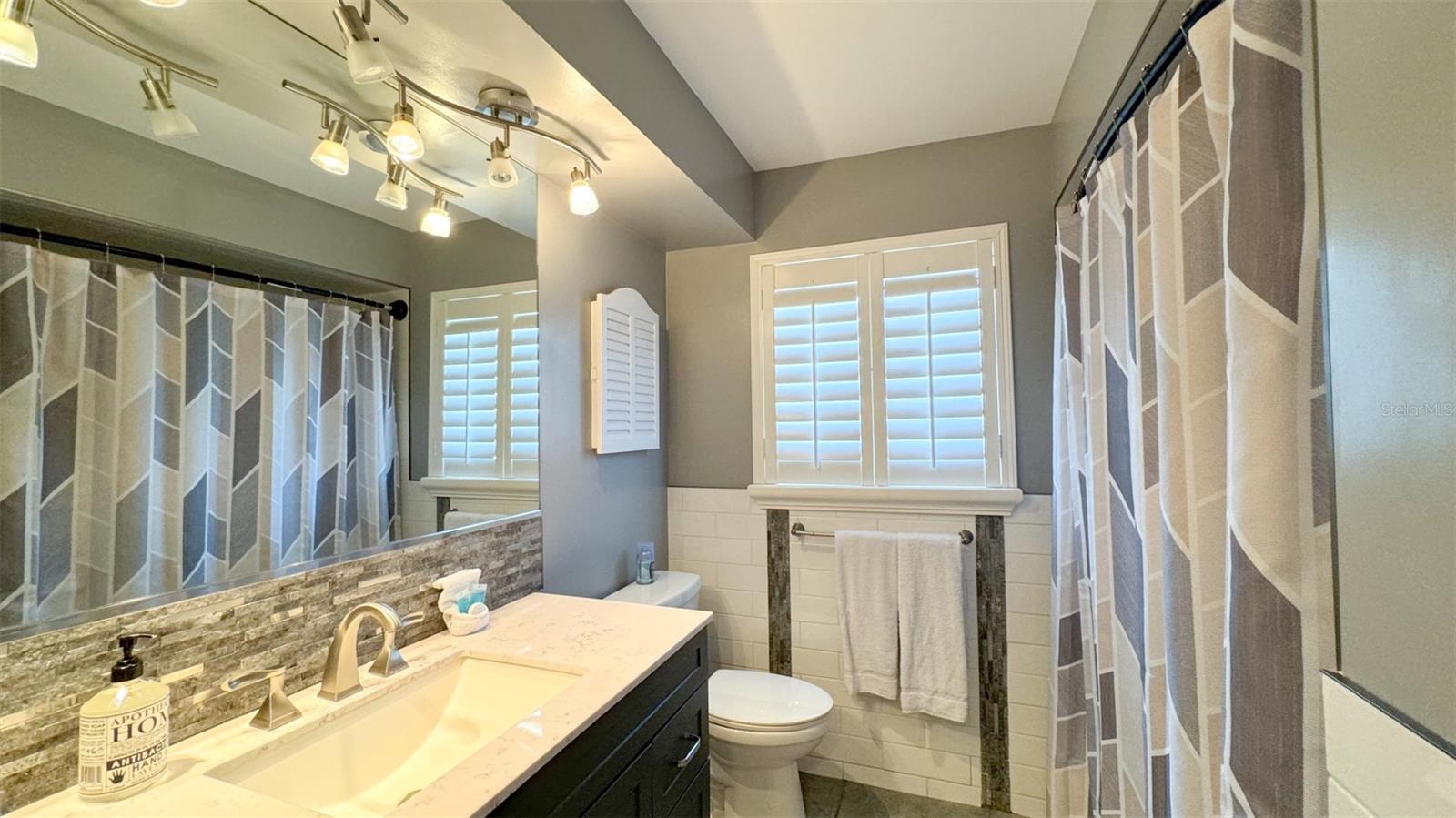 HARBOR HILLS - Residential Lease