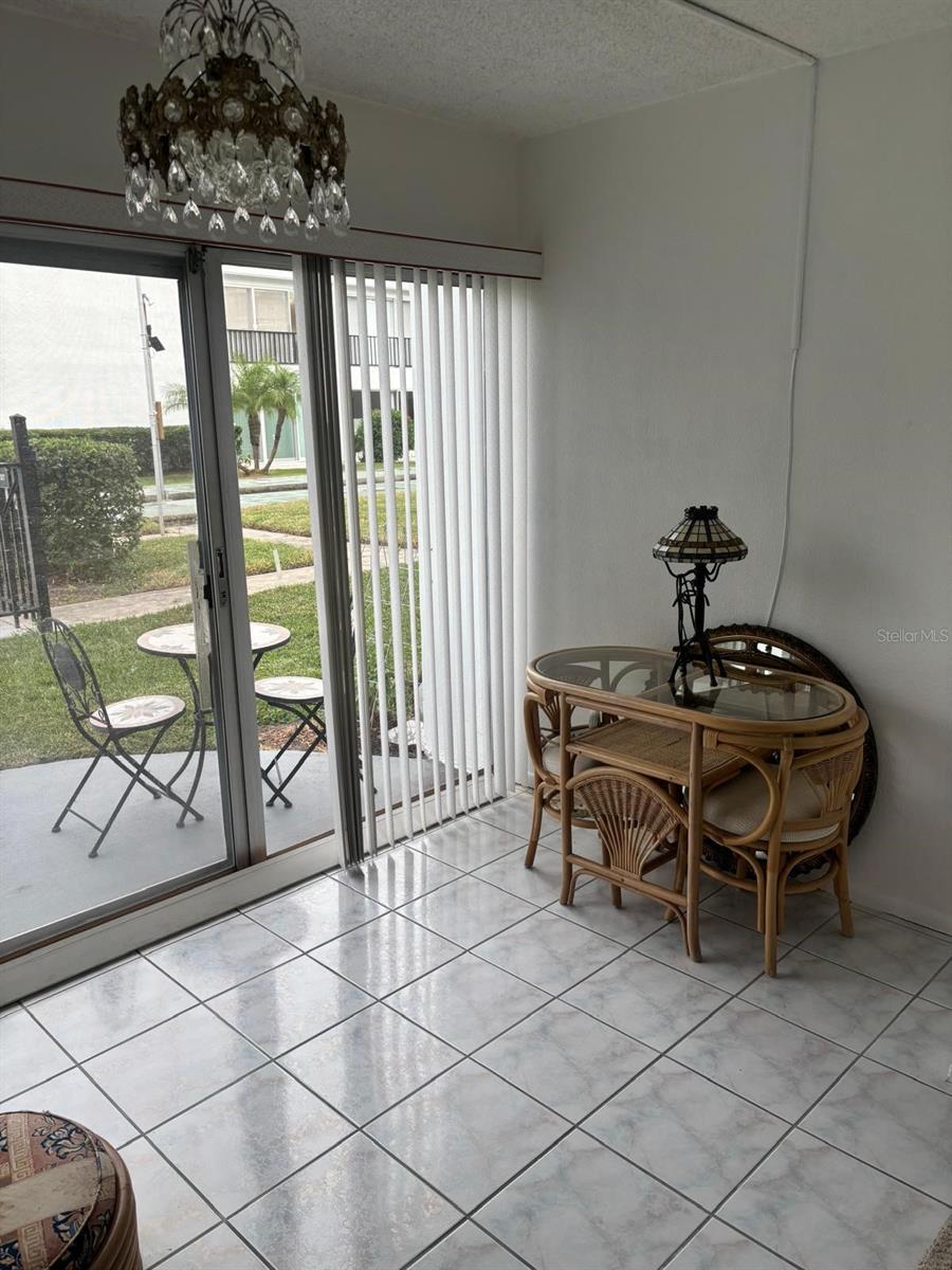 MARILYN PINES CONDO APTS - Residential Lease