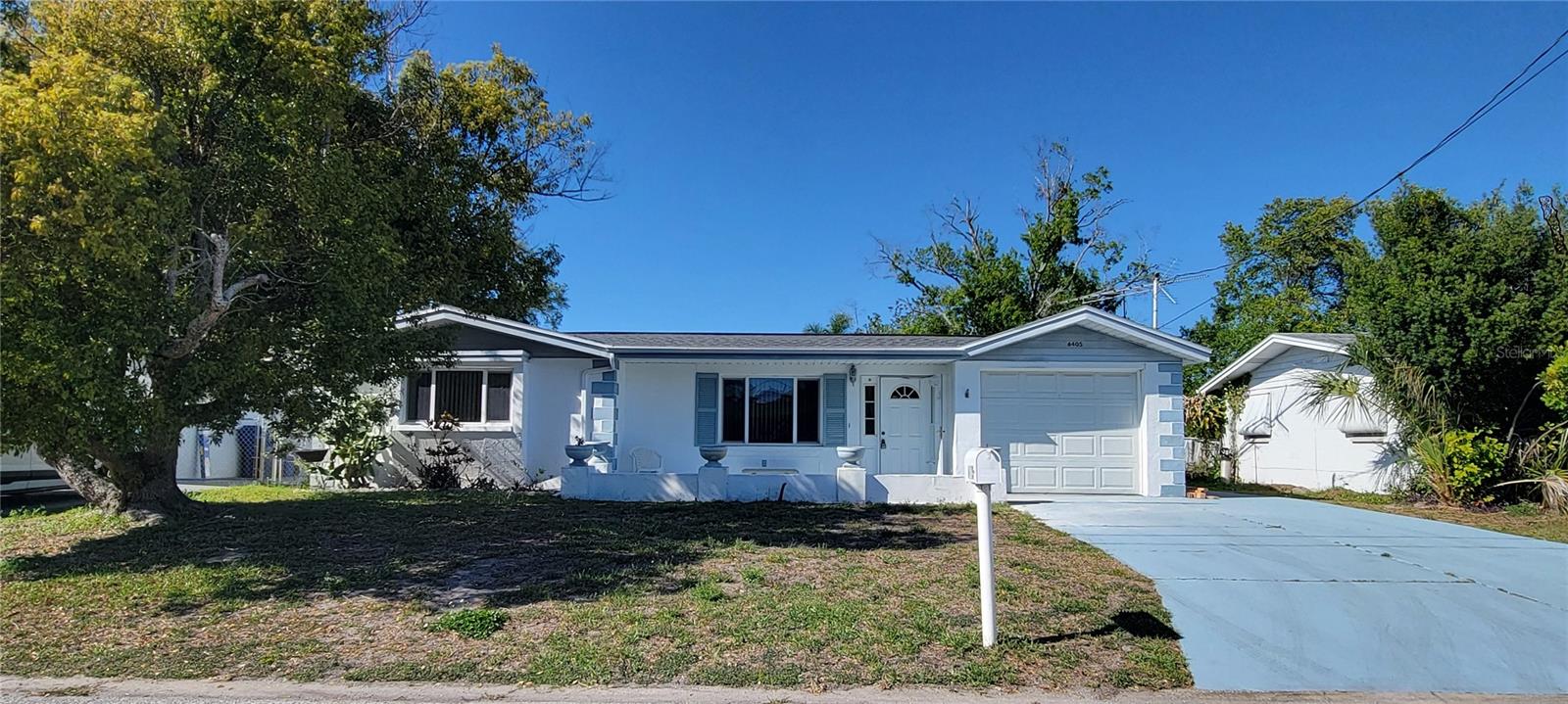 HOLIDAY HILL - Residential Lease