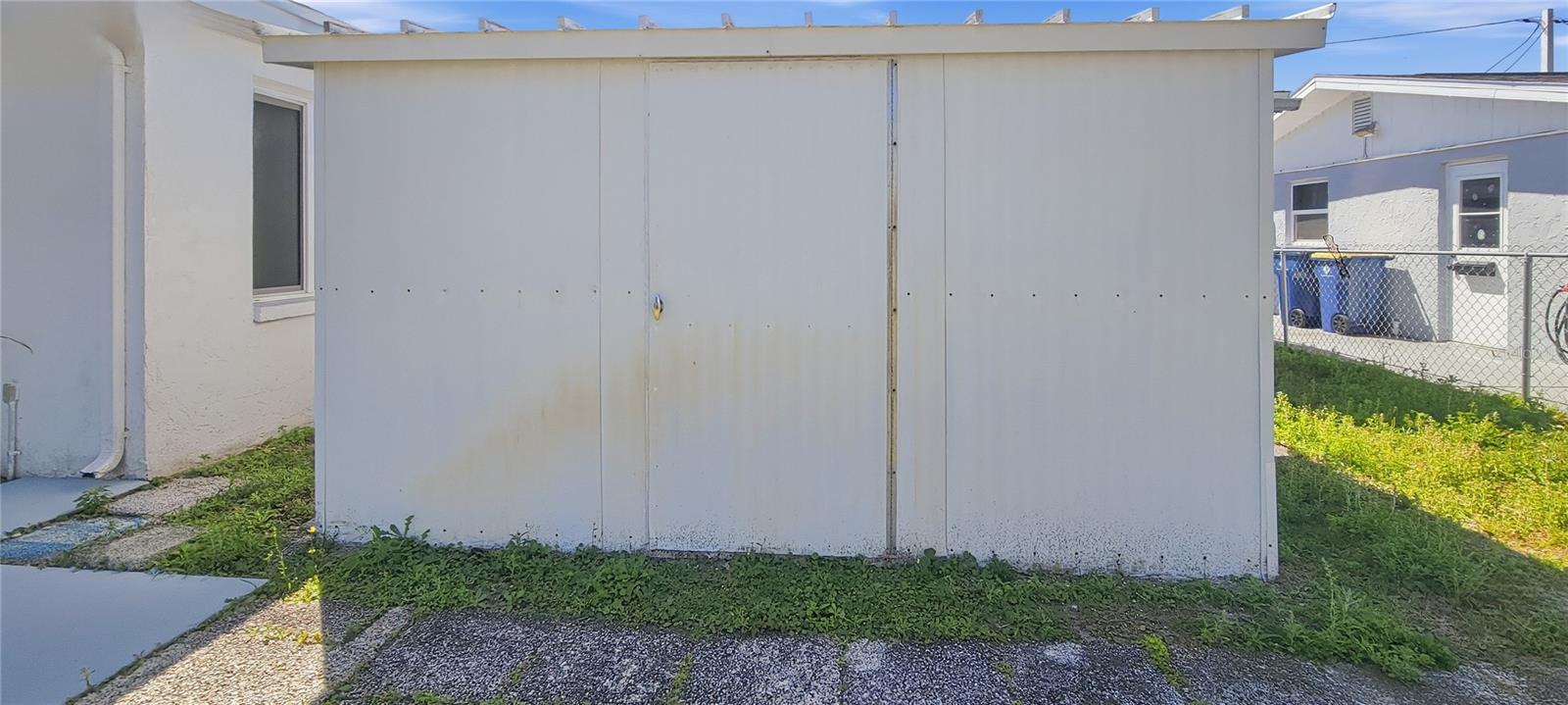 HOLIDAY HILL - Residential Lease